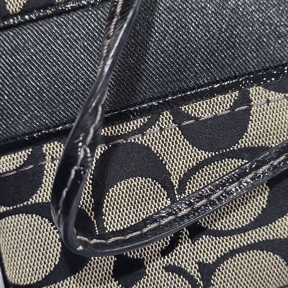 Authentic EUC Coach signature canvas wallet Wristlet designer luxury - Picture 6 of 8